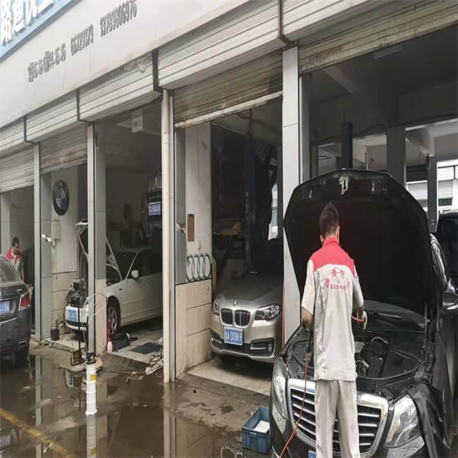 濟南沃爾沃汽車維修哪家好：汽車電瓶虧電怎么辦？