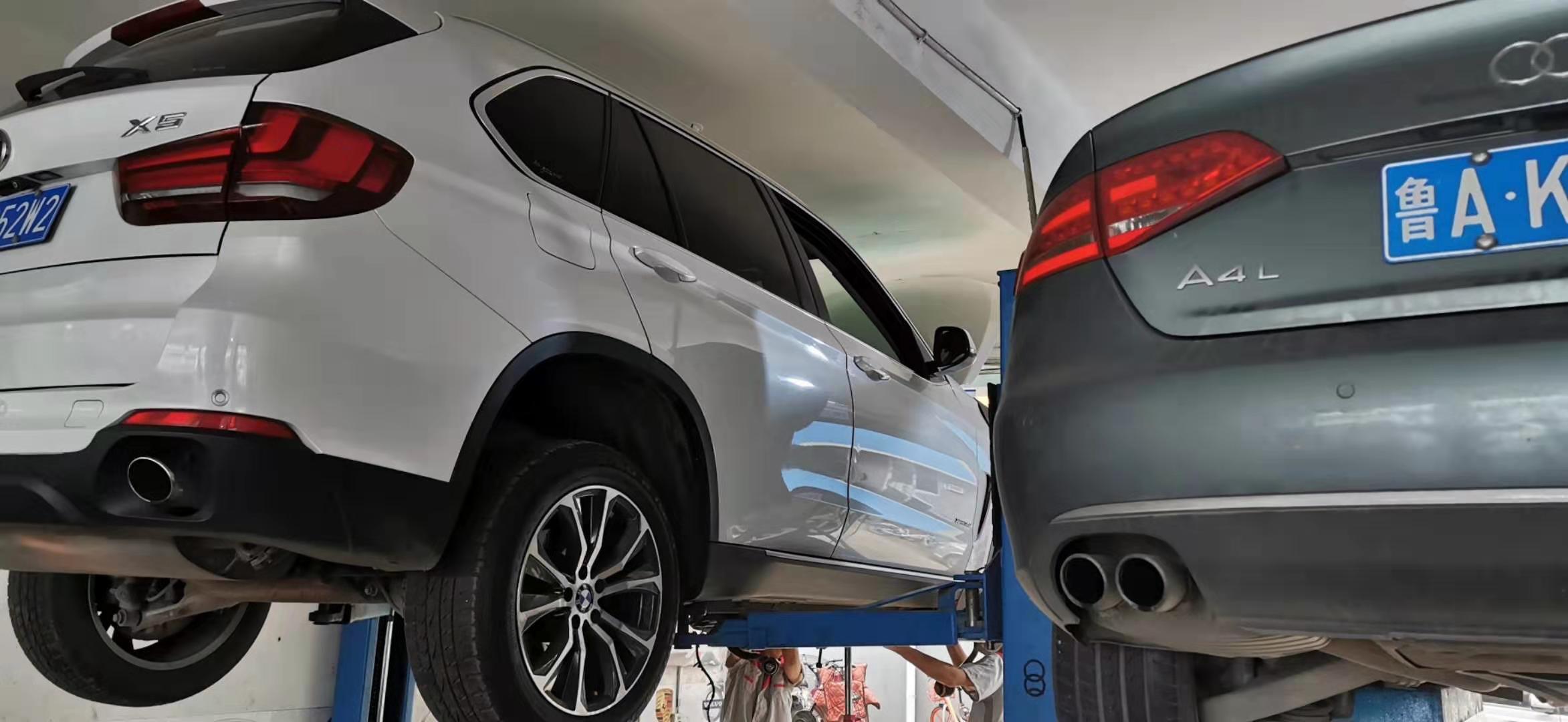 汽車電氣設(shè)備是由哪些部分組成？